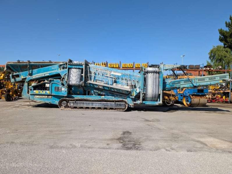 Powerscreen Warrior 1800 - Screener: picture 2 Powerscreen Warrior 1800 - Screener: picture 2