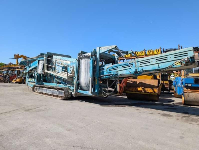 Powerscreen Warrior 1800 - Screener: picture 1 Powerscreen Warrior 1800 - Screener: picture 1