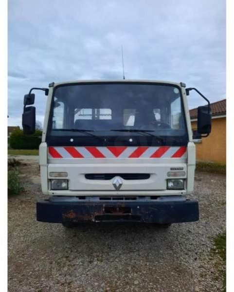 Renault 4X2 - Tipper: picture 3 Renault 4X2 - Tipper: picture 3