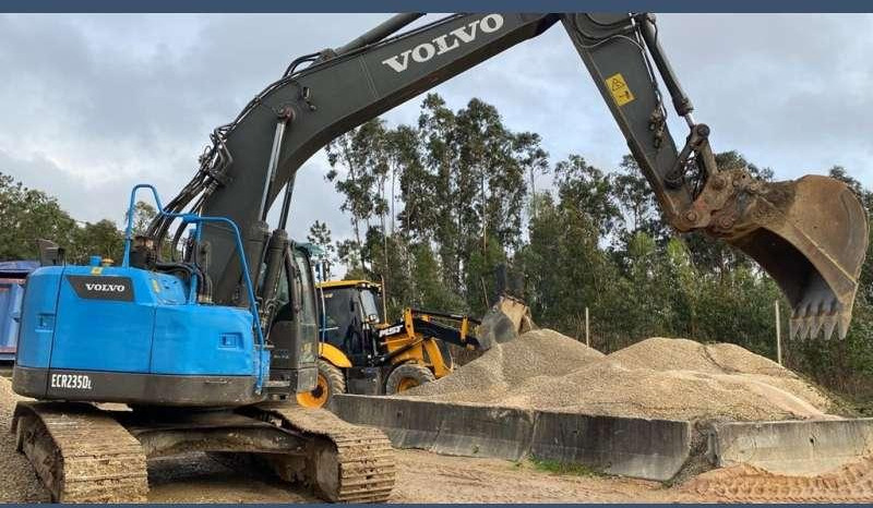 Volvo Pelle sur Chenilles ECR235DL - Crawler excavator: picture 1 Volvo Pelle sur Chenilles ECR235DL - Crawler excavator: picture 1