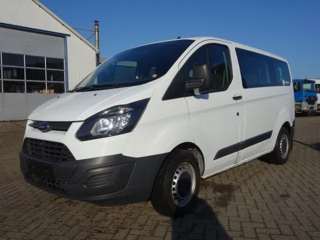 Ford 2,2 TDCI CUSTOM,HANDBAK,ROLSTOELLIFT - Commercial vehicle: picture 2 Ford 2,2 TDCI CUSTOM,HANDBAK,ROLSTOELLIFT - Commercial vehicle: picture 2