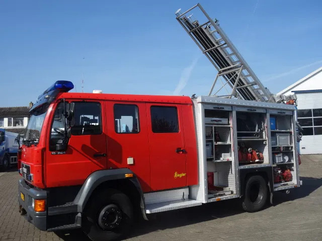 MAN 15 224-with winch 2500liter water tank,ziegler pomp - Fire truck: picture 2 MAN 15 224-with winch 2500liter water tank,ziegler pomp - Fire truck: picture 2