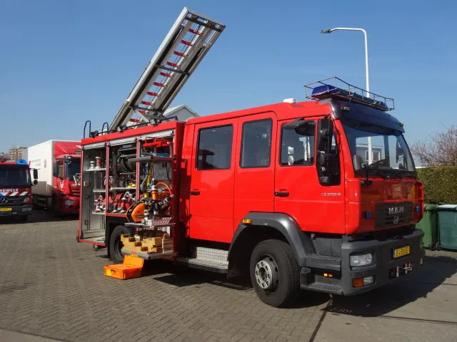 MAN LE 250 godiva pump with holmatro set - Fire truck: picture 1 MAN LE 250 godiva pump with holmatro set - Fire truck: picture 1