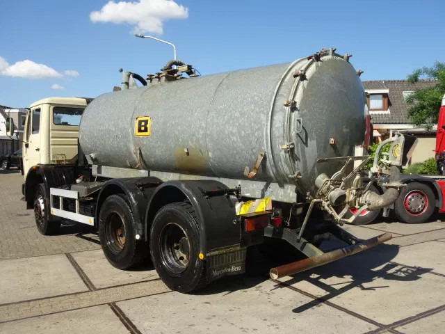 Mercedes-Benz MB 2222 6X4 WATERTANKER WITH PUMP - Tanker truck: picture 3 Mercedes-Benz MB 2222 6X4 WATERTANKER WITH PUMP - Tanker truck: picture 3