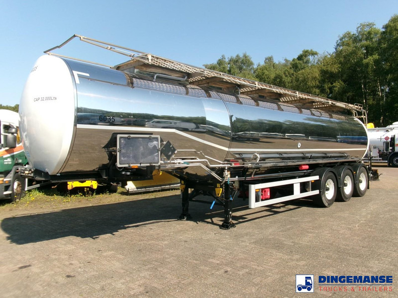 Clayton Chemical tank inox 33 m3 / 1 comp + pump - Tanker semi-trailer: picture 1 Clayton Chemical tank inox 33 m3 / 1 comp + pump - Tanker semi-trailer: picture 1