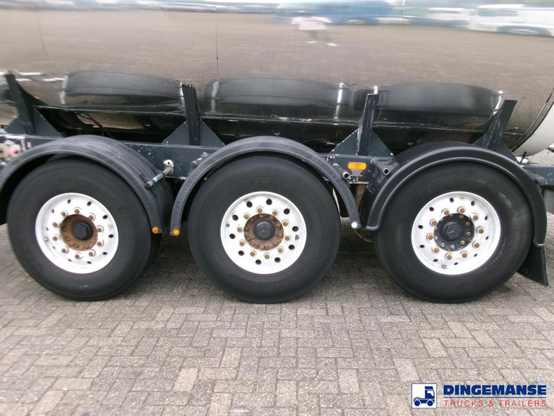 Clayton Food tank inox 30 m3 / 1 comp - Tanker semi-trailer: picture 5 Clayton Food tank inox 30 m3 / 1 comp - Tanker semi-trailer: picture 5