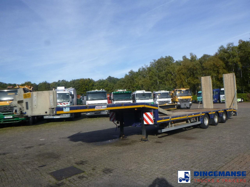 Faymonville 3-axle semi-lowbed trailer 50T + ramps - Low loader semi-trailer: picture 1 Faymonville 3-axle semi-lowbed trailer 50T + ramps - Low loader semi-trailer: picture 1