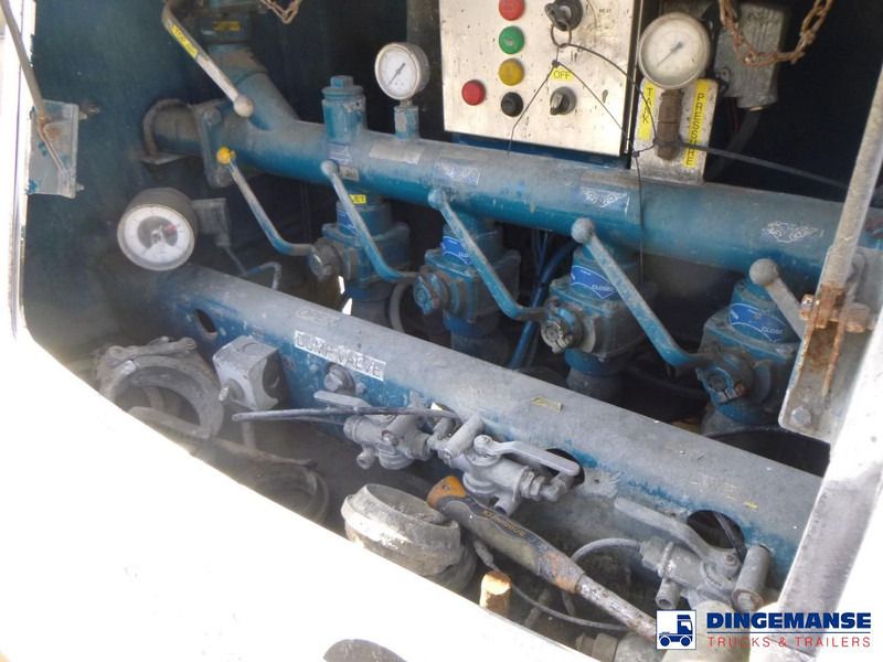 Tanker semi-trailer Feldbinder Powder tank alu 40 m3 + engine/compressor: picture 15 Tanker semi-trailer Feldbinder Powder tank alu 40 m3 + engine/compressor: picture 15