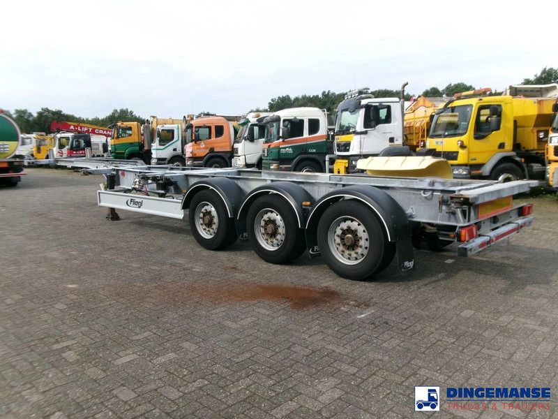 Fliegl 3-axle container trailer 45 ft - Container transporter/ Swap body semi-trailer: picture 3 Fliegl 3-axle container trailer 45 ft - Container transporter/ Swap body semi-trailer: picture 3