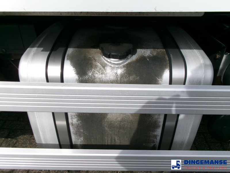 Tanker truck Iveco AD260S31Y 6X2 fuel tank 19 m3 / 5 comp / ADR 02-07-2024: picture 8