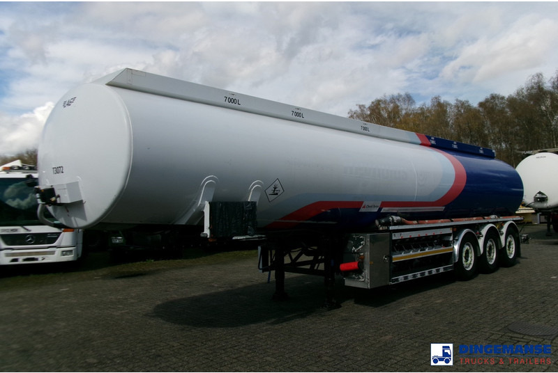 LAG Fuel tank alu 44.5 m3 / 6 comp + pump - Tanker semi-trailer: picture 1 LAG Fuel tank alu 44.5 m3 / 6 comp + pump - Tanker semi-trailer: picture 1