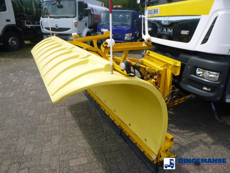 MAN TGM 18.290 4X4 RHD gritter / snow plough - Snow removal vehicle: picture 5 MAN TGM 18.290 4X4 RHD gritter / snow plough - Snow removal vehicle: picture 5