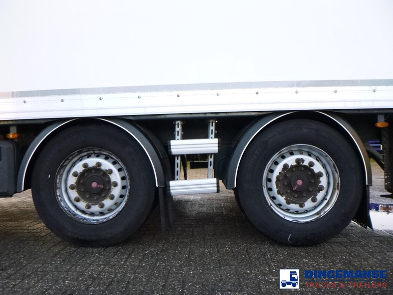MAN TGX 26.440 6X2 high volume + Fruehauf closed box trailer - Box truck: picture 5 MAN TGX 26.440 6X2 high volume + Fruehauf closed box trailer - Box truck: picture 5
