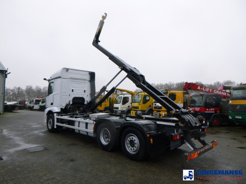 Mercedes-Benz Actros 2843 6x2 Hyva container hook 20t - Hook lift truck: picture 3 Mercedes-Benz Actros 2843 6x2 Hyva container hook 20t - Hook lift truck: picture 3