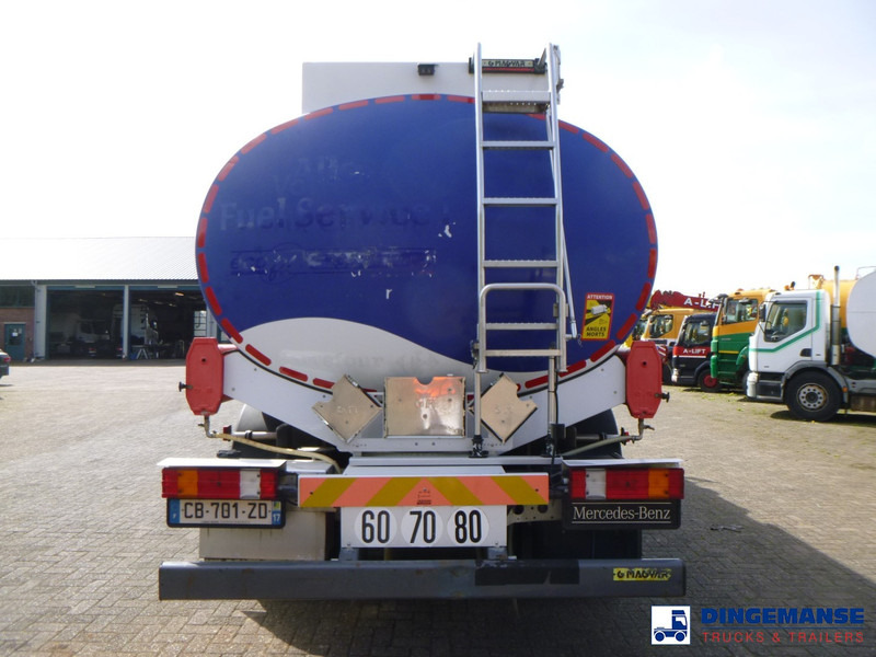 Mercedes-Benz Axor 1824 4x2 fuel tank 14.2 m3 / 4 comp - Tanker truck: picture 5 Mercedes-Benz Axor 1824 4x2 fuel tank 14.2 m3 / 4 comp - Tanker truck: picture 5