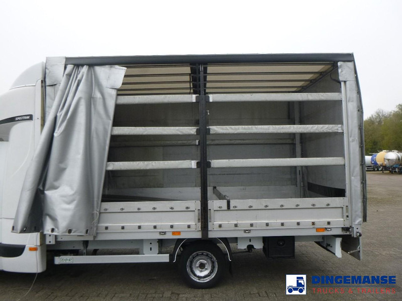 Renault Master 170 dci 4x2 curtain side van - Closed box van: picture 5 Renault Master 170 dci 4x2 curtain side van - Closed box van: picture 5