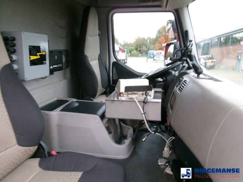 Tanker truck Renault Premium 270 4x2 fuel tank 13.8 m3 / 4 comp: picture 19