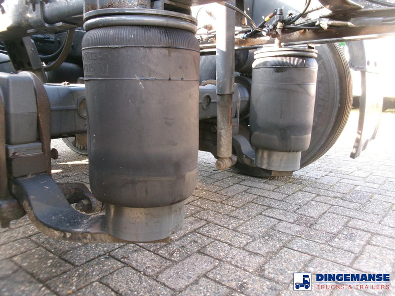 Cab chassis truck Renault Premium 370 6x2 chassis: picture 9 Cab chassis truck Renault Premium 370 6x2 chassis: picture 9