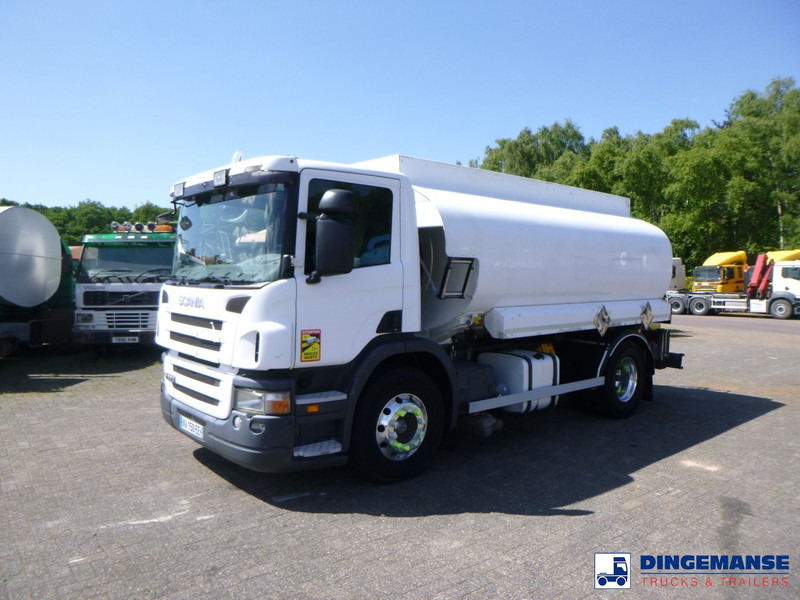 Scania P 270 DB 4x2 fuel tank 14 m3 / 3 comp - Tanker truck: picture 1 Scania P 270 DB 4x2 fuel tank 14 m3 / 3 comp - Tanker truck: picture 1