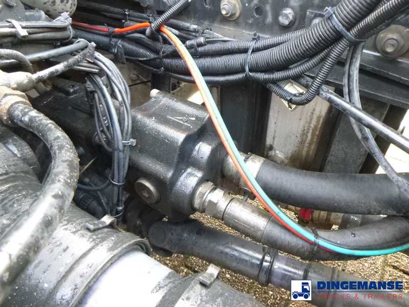 Tractor unit MAN TGX 18.460 4x2 Euro 6 + Hydraulics & Compressor: picture 8