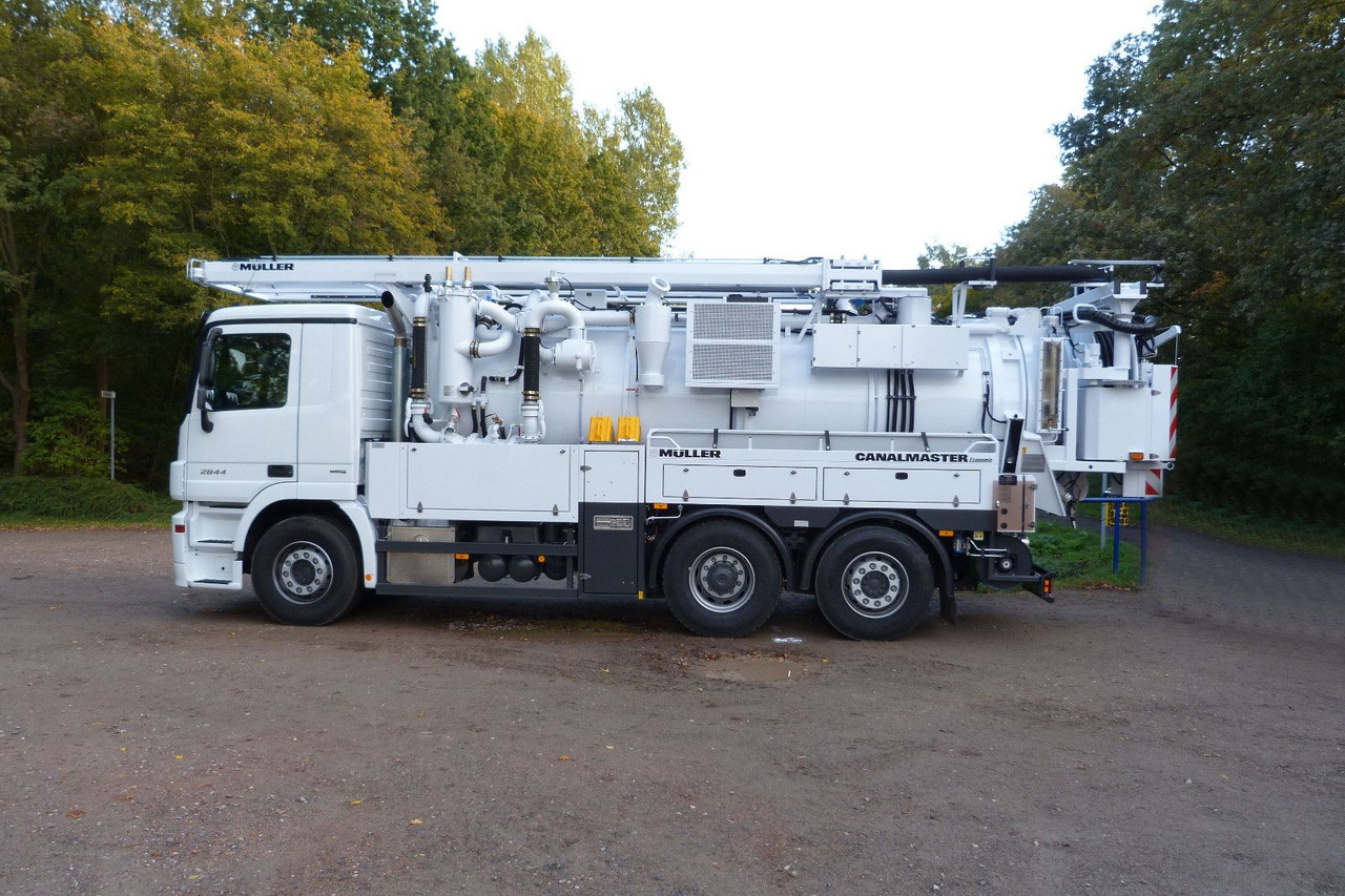 Mercedes-Benz Actros 2844 6x2 Müller 10m³ Canalmaster WRG - Vacuum truck: picture 3 Mercedes-Benz Actros 2844 6x2 Müller 10m³ Canalmaster WRG - Vacuum truck: picture 3