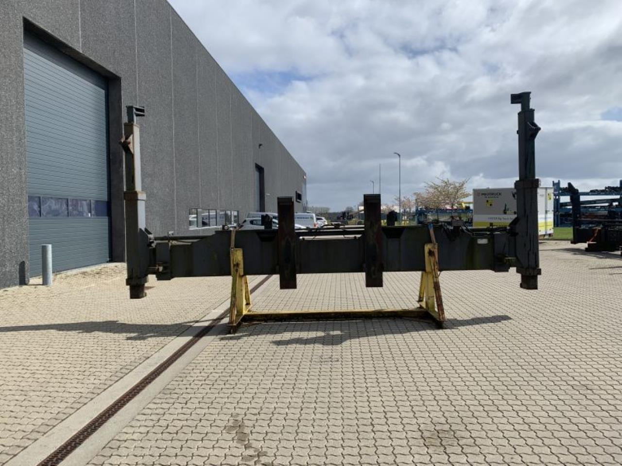 ELME 20"- 40" - Attachment for Material handling equipment: picture 3 ELME 20"- 40" - Attachment for Material handling equipment: picture 3