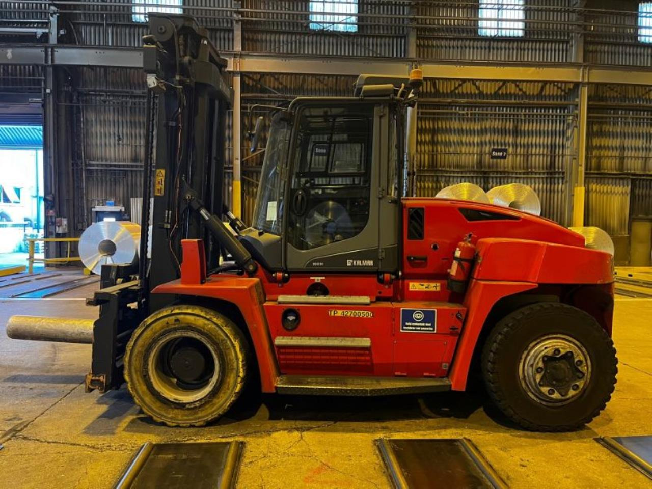 Kalmar DCG120-6 - Diesel forklift: picture 1 Kalmar DCG120-6 - Diesel forklift: picture 1