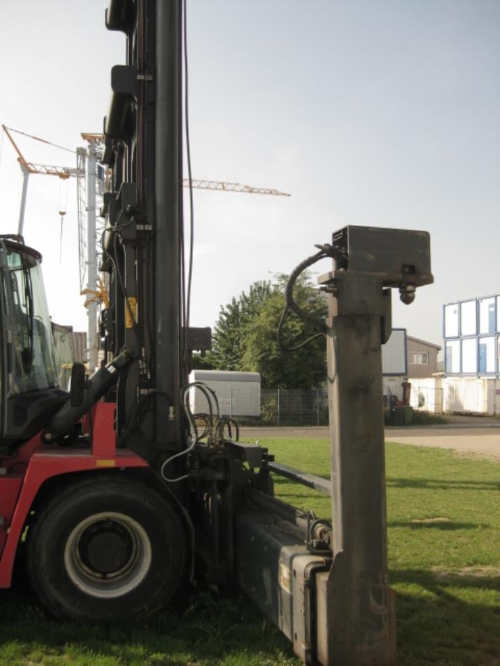 Kalmar DCG160-12 - Diesel forklift: picture 3 Kalmar DCG160-12 - Diesel forklift: picture 3