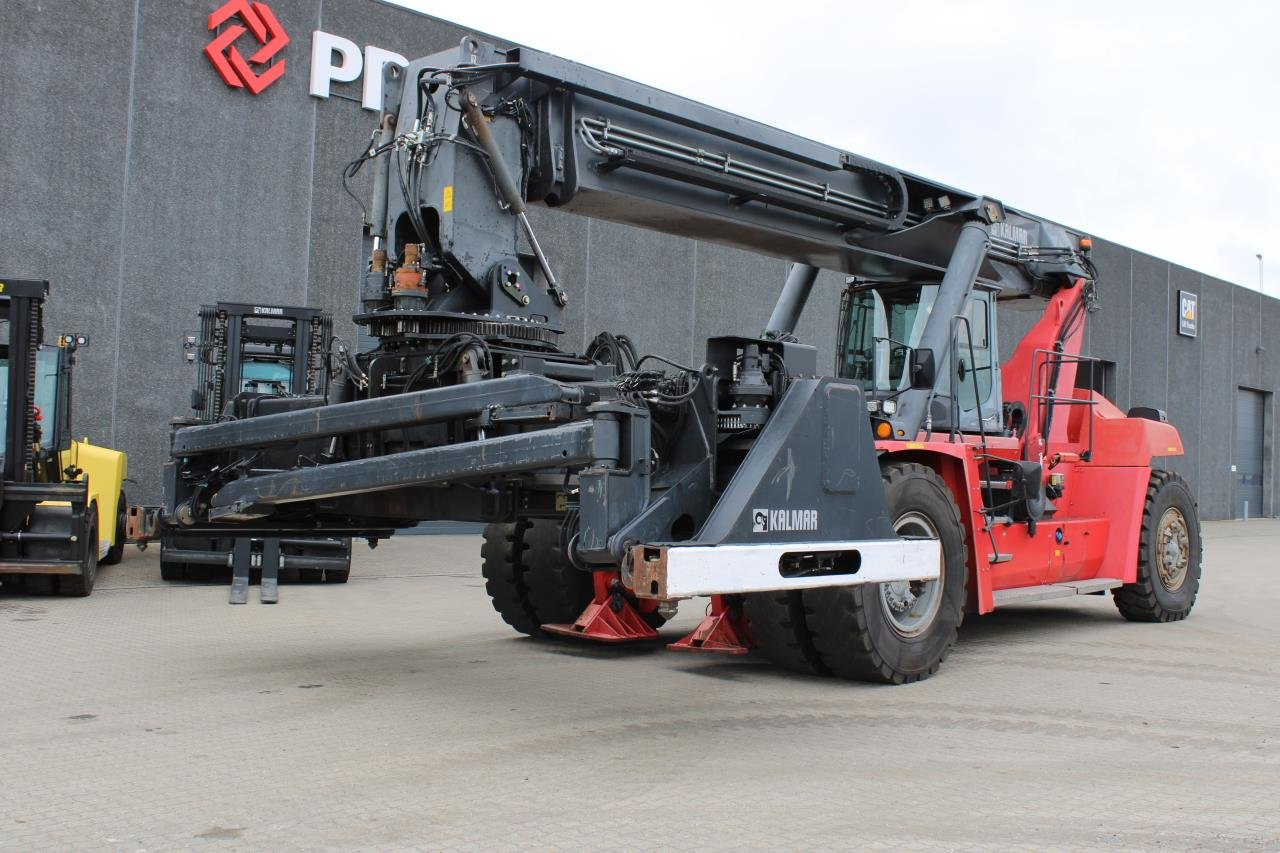 Kalmar DRG450-65C5XS - Reach stacker: picture 2 Kalmar DRG450-65C5XS - Reach stacker: picture 2