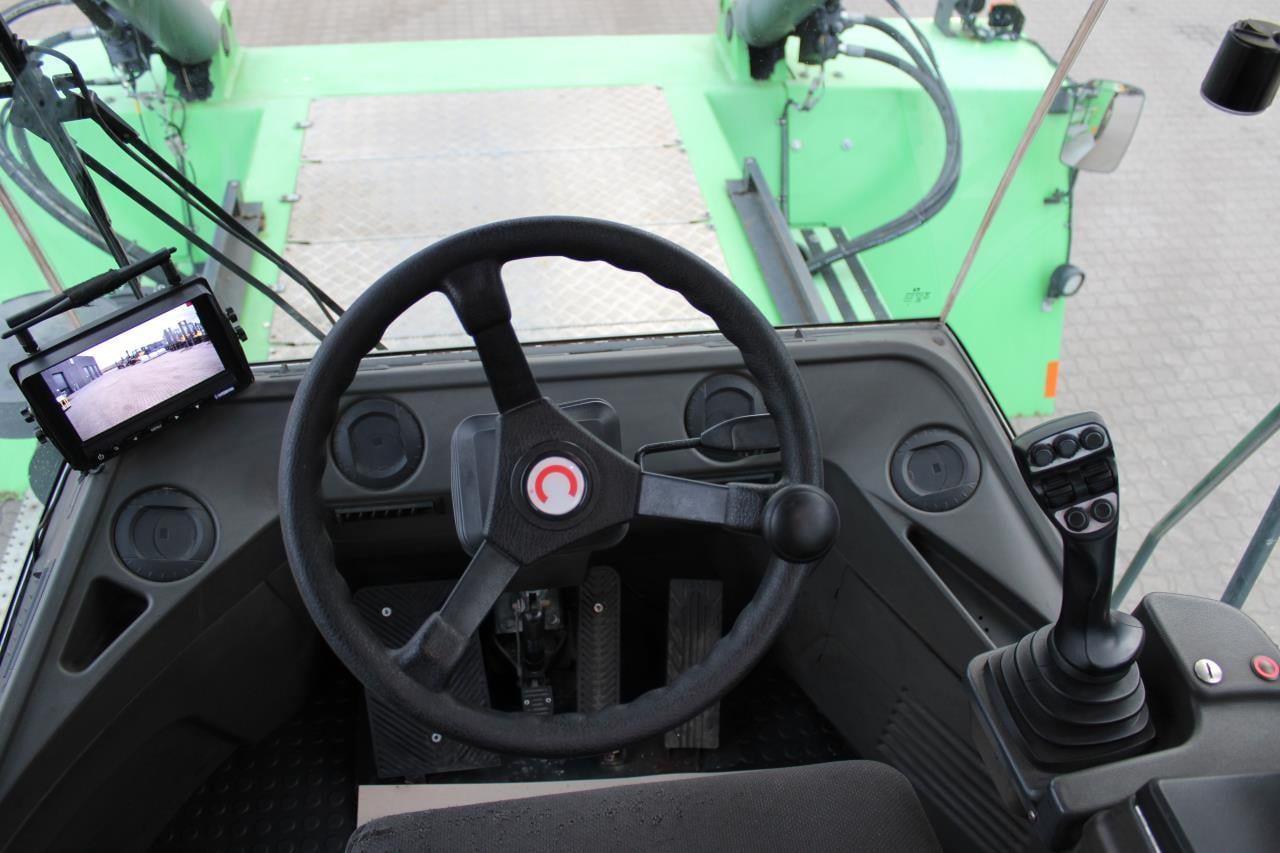 SMV 108 TC6 - Reach stacker: picture 4 SMV 108 TC6 - Reach stacker: picture 4