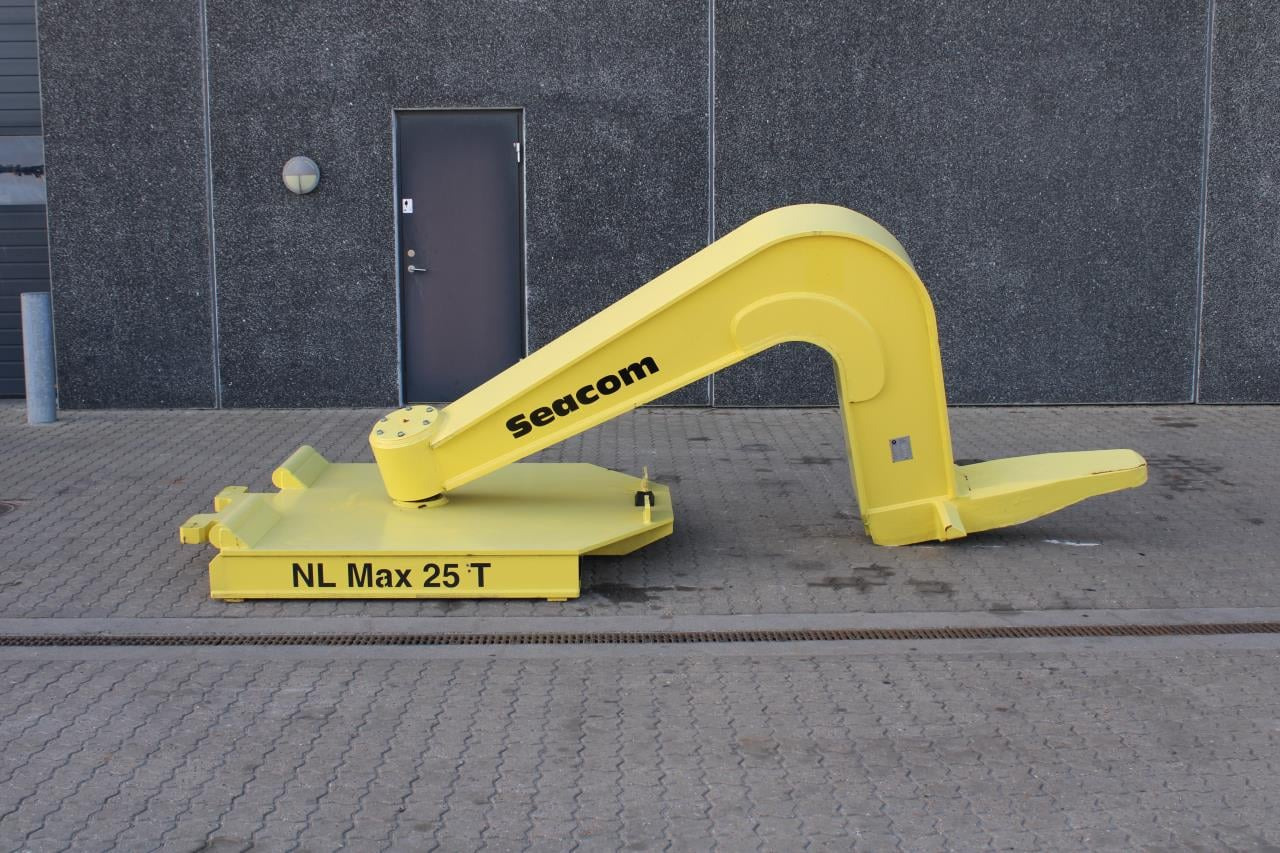 Seacom SEACOM GSH25 - Port equipment: picture 1 Seacom SEACOM GSH25 - Port equipment: picture 1