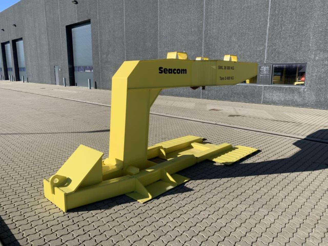 Seacom SEACOM SH36XT - Port equipment: picture 4 Seacom SEACOM SH36XT - Port equipment: picture 4