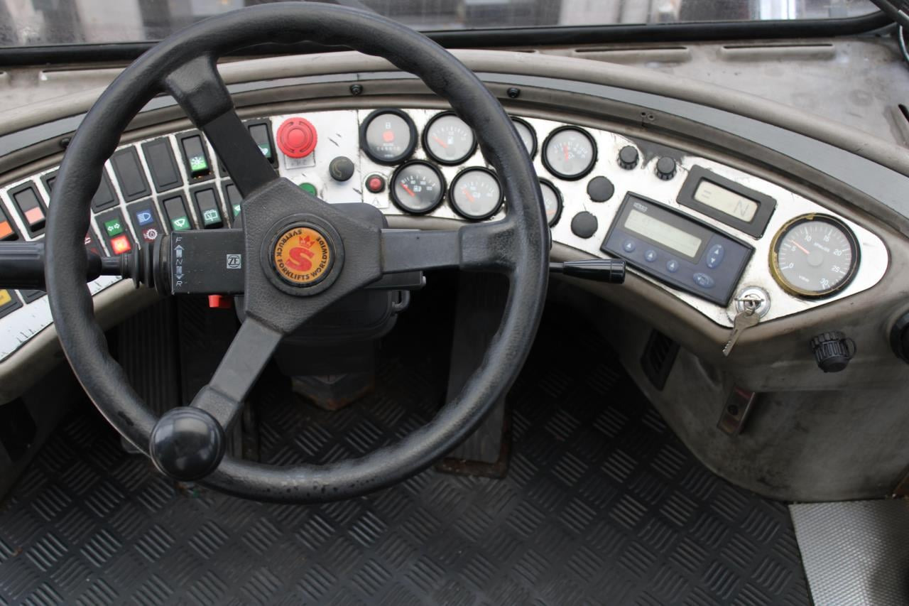 SveTruck 32120-50 - Diesel forklift: picture 4 SveTruck 32120-50 - Diesel forklift: picture 4