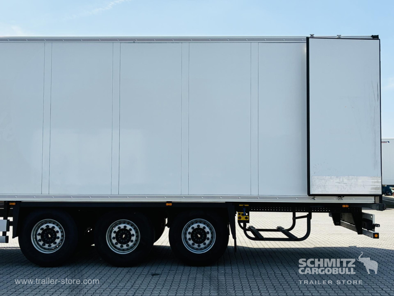 SCHMITZ Auflieger Tiefkühler Standard Double deck - Isothermal semi-trailer: picture 3 SCHMITZ Auflieger Tiefkühler Standard Double deck - Isothermal semi-trailer: picture 3