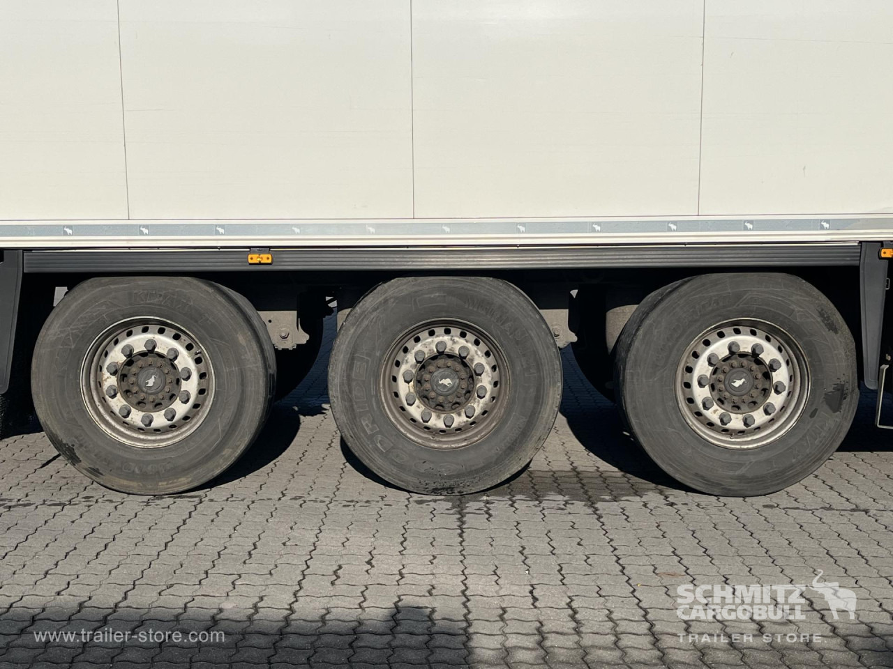 SCHMITZ Auflieger Tiefkühler Standard - Isothermal semi-trailer: picture 3 SCHMITZ Auflieger Tiefkühler Standard - Isothermal semi-trailer: picture 3