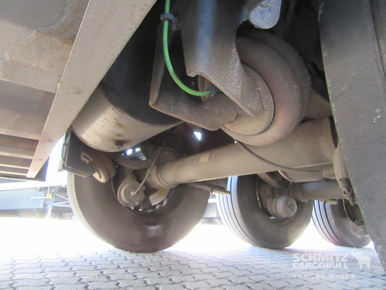 SCHMITZ Auflieger Tiefkühler Standard - Isothermal semi-trailer: picture 4 SCHMITZ Auflieger Tiefkühler Standard - Isothermal semi-trailer: picture 4