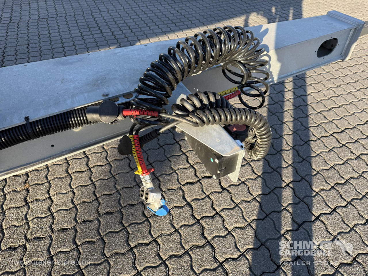 Container transporter/ Swap body trailer SCHMITZ Zentralachsanhänger Wechselfahrgestell Standard: picture 12