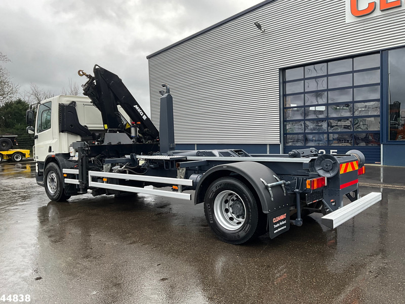 DAF FA 75 CF 250 MKG 14 Tonmeter laadkraan - Hook lift truck, Crane truck: picture 3 DAF FA 75 CF 250 MKG 14 Tonmeter laadkraan - Hook lift truck, Crane truck: picture 3