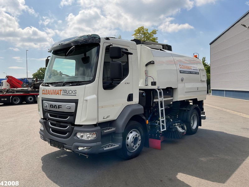 DAF FA LF 230 Johnston VT 650 - Road sweeper: picture 3 DAF FA LF 230 Johnston VT 650 - Road sweeper: picture 3