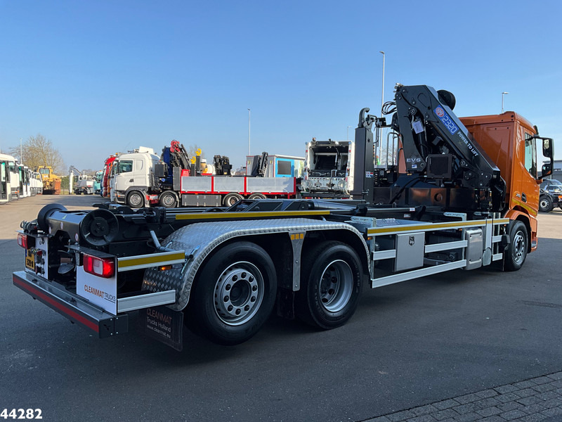 DAF FAN XD 450 Euro 6 HMF 23 Tonmeter laadkraan - Hook lift truck, Crane truck: picture 4 DAF FAN XD 450 Euro 6 HMF 23 Tonmeter laadkraan - Hook lift truck, Crane truck: picture 4