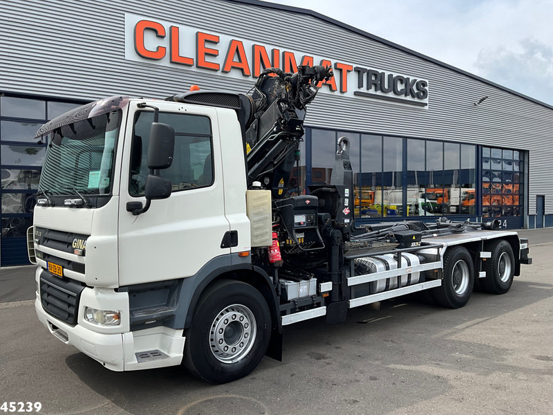 Ginaf X 3232 S Euro 5 Manual Hiab 28 Tonmeter laadkraan - Hook lift truck, Crane truck: picture 2 Ginaf X 3232 S Euro 5 Manual Hiab 28 Tonmeter laadkraan - Hook lift truck, Crane truck: picture 2