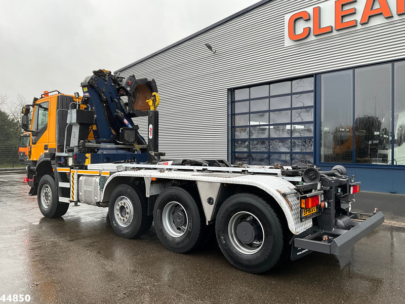 Iveco Trakker AD380T41W 8x6 Euro 6 HMF 19 Tonmeter Z-kraan - Hook lift truck, Crane truck: picture 2 Iveco Trakker AD380T41W 8x6 Euro 6 HMF 19 Tonmeter Z-kraan - Hook lift truck, Crane truck: picture 2