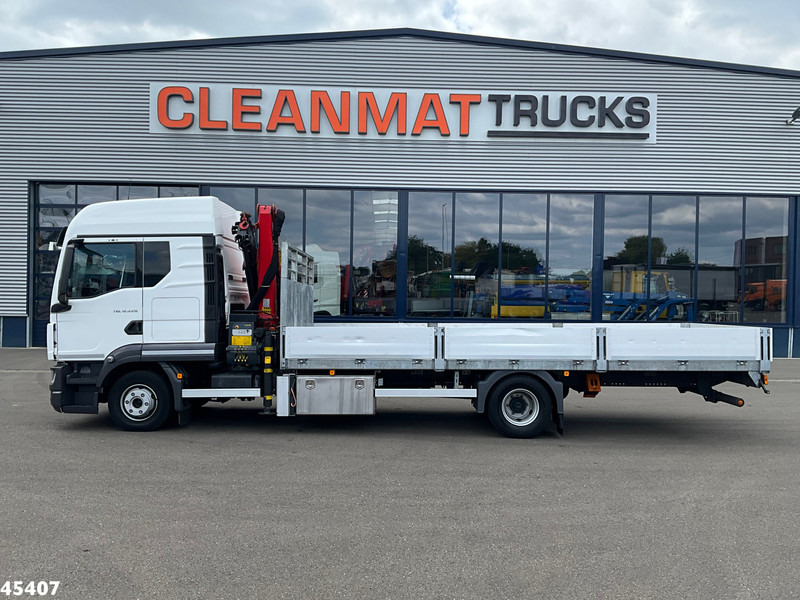 MAN TGL 12.220 Euro 6 Palfinger 11 Tonmeter laadkraan Just 60.518 km! - Crane truck: picture 3 MAN TGL 12.220 Euro 6 Palfinger 11 Tonmeter laadkraan Just 60.518 km! - Crane truck: picture 3