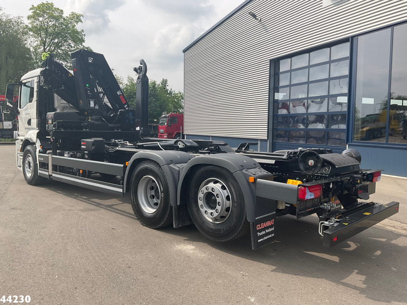 MAN TGS 26.470 Hiab 22 Tonmeter laadkraan NEW AND UNUSED! - Hook lift truck, Crane truck: picture 2 MAN TGS 26.470 Hiab 22 Tonmeter laadkraan NEW AND UNUSED! - Hook lift truck, Crane truck: picture 2
