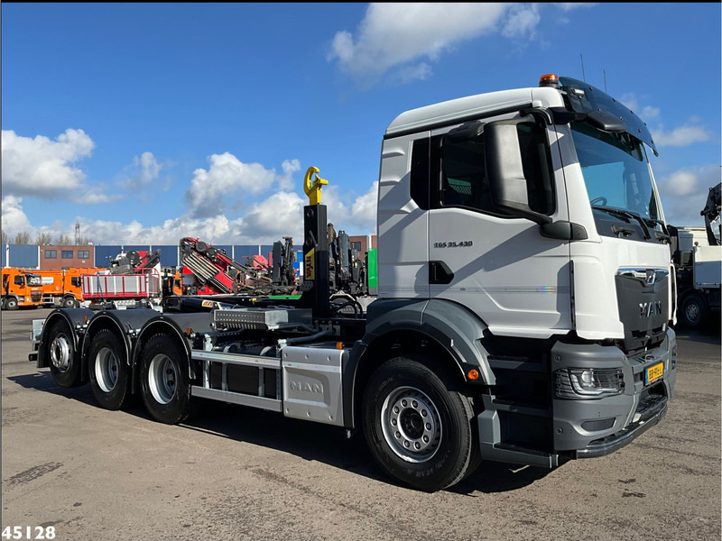 MAN TGS 35.430 8x4 Hyvalift 26 Ton haakarmsysteem NEW AND UNUSED! - Hook lift truck: picture 3 MAN TGS 35.430 8x4 Hyvalift 26 Ton haakarmsysteem NEW AND UNUSED! - Hook lift truck: picture 3