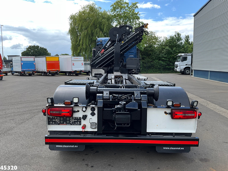 MAN TGS 35.500 8x4 Euro 6 Hiab 30 Tonmeter laadkraan Just 164.946 km! - Hook lift truck, Crane truck: picture 3 MAN TGS 35.500 8x4 Euro 6 Hiab 30 Tonmeter laadkraan Just 164.946 km! - Hook lift truck, Crane truck: picture 3