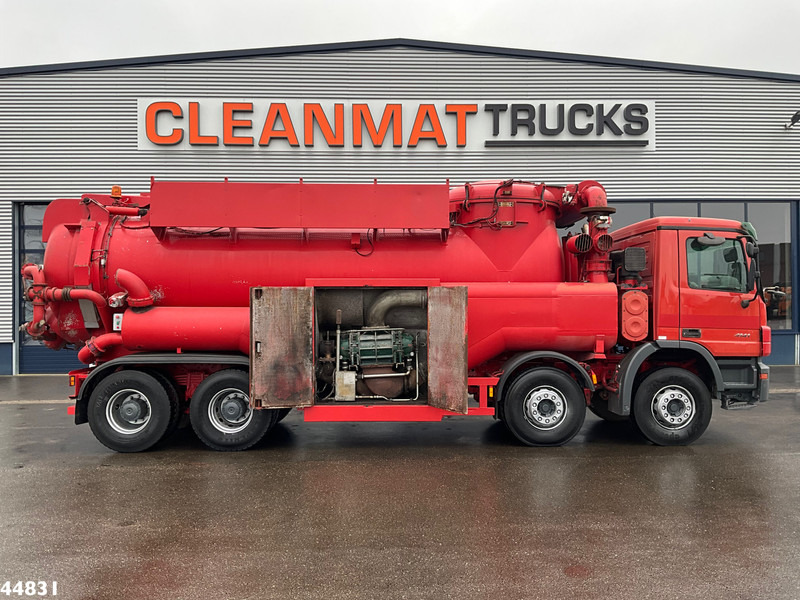 Mercedes-Benz Actros 4141 8x4 RVS Naaktgeboren drogestoffen Just 99.291 km! - Vacuum truck: picture 4 Mercedes-Benz Actros 4141 8x4 RVS Naaktgeboren drogestoffen Just 99.291 km! - Vacuum truck: picture 4