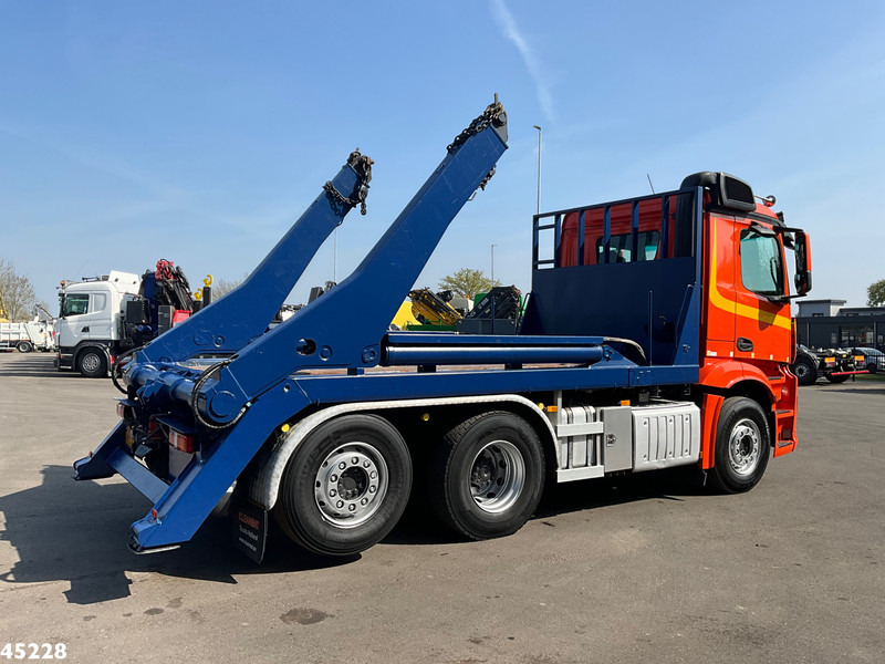 Mercedes-Benz Antos 2542 6x2 Euro 6 Hyva 18 portaalarmsysteem - Skip loader truck: picture 5 Mercedes-Benz Antos 2542 6x2 Euro 6 Hyva 18 portaalarmsysteem - Skip loader truck: picture 5