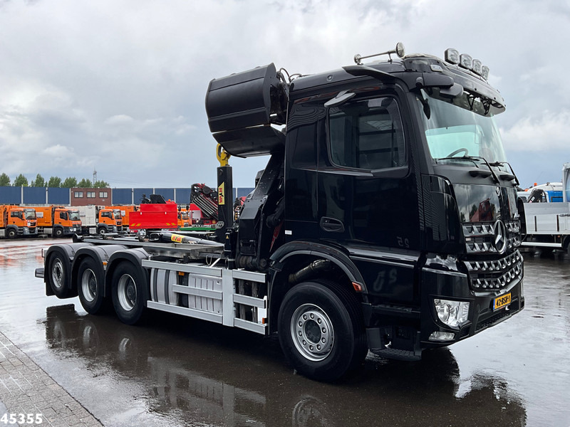 Mercedes-Benz Arocs 3540 8x4 Euro 6 HMF 19 Tonmeter Z-kraan Just 118.906 Km! - Hook lift truck, Crane truck: picture 5 Mercedes-Benz Arocs 3540 8x4 Euro 6 HMF 19 Tonmeter Z-kraan Just 118.906 Km! - Hook lift truck, Crane truck: picture 5