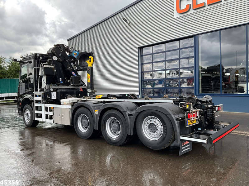 Mercedes-Benz Arocs 3540 8x4 Euro 6 HMF 19 Tonmeter Z-kraan Just 118.906 Km! - Hook lift truck, Crane truck: picture 2 Mercedes-Benz Arocs 3540 8x4 Euro 6 HMF 19 Tonmeter Z-kraan Just 118.906 Km! - Hook lift truck, Crane truck: picture 2